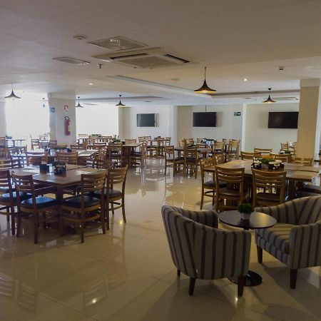 Ibiza Plaza Hotel Anápolis Extérieur photo