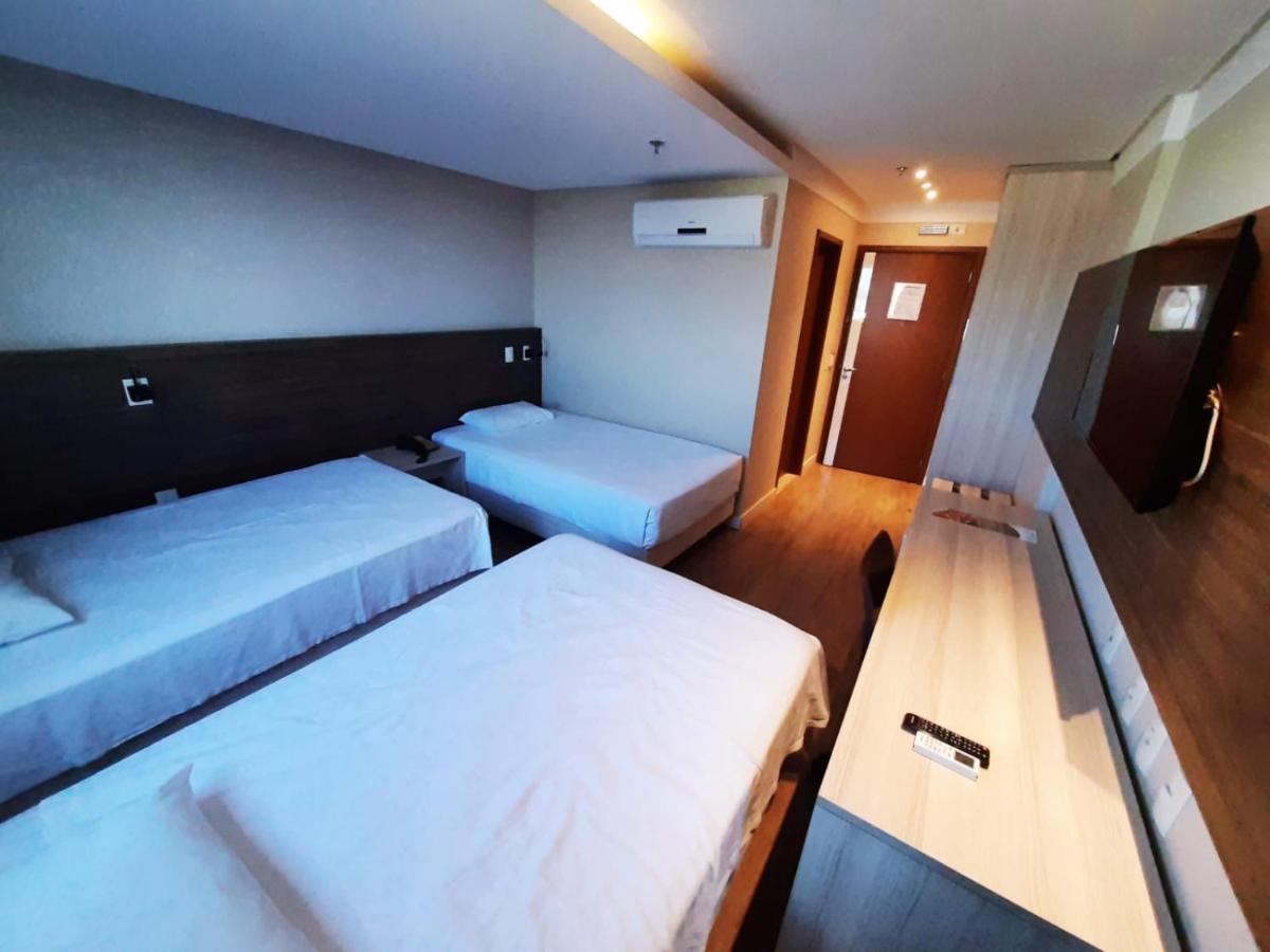 Ibiza Plaza Hotel Anápolis Extérieur photo