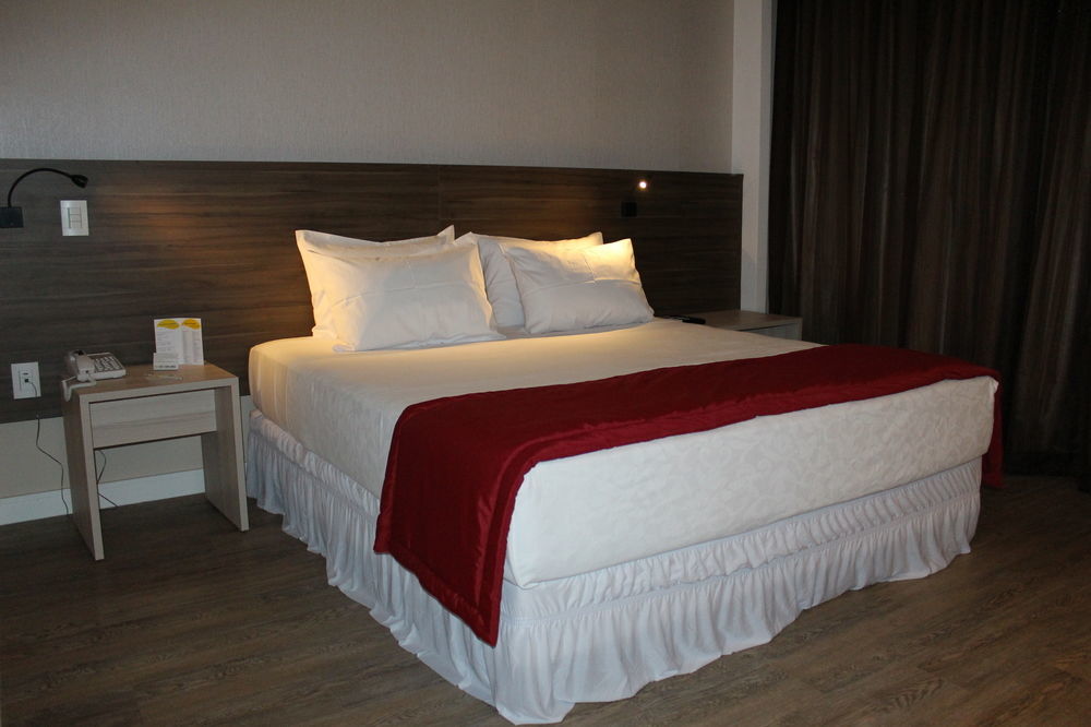 Ibiza Plaza Hotel Anápolis Extérieur photo