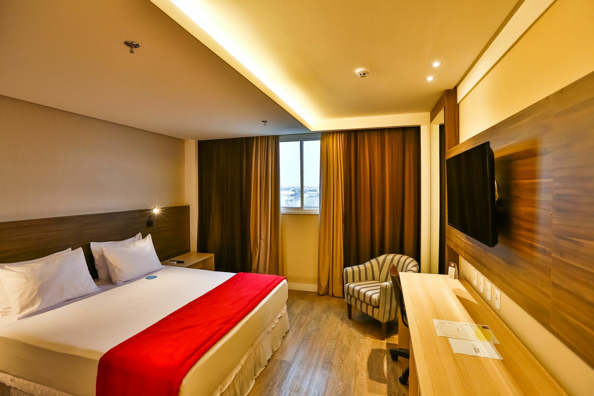 Ibiza Plaza Hotel Anápolis Extérieur photo