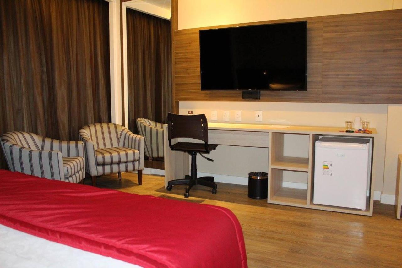 Ibiza Plaza Hotel Anápolis Extérieur photo